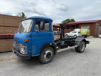 Prodám Avia A30N nosič kontejnerů - 8