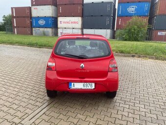 Renault Twingo 1.5 dci - 8