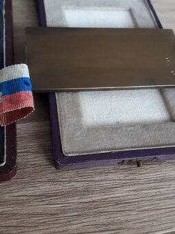 Prodam plakety v etuji vzacne mezivalecne - 8