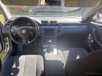 VW Passat B6 - 8