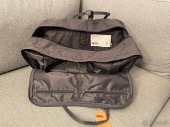 Prodám batoh značky Fjällräven Kanken Weekender Super Grey - 8