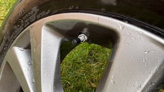 Originální alu disky Mazda R18 vč. letních pneu TOP stav - 8