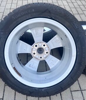 Superb - 17” Triton + zimní 215/55 R17 Matador 8mm, DOT5024 - 8