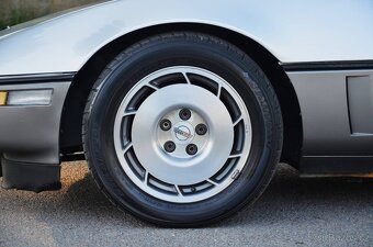 Chevrolet Corvette C4 1986 - 8