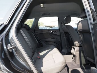 Q4 e-tron 40 204PS Advanced+ Nav Kam LED AL Tažn 77kWh 2/22 - 8