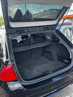BMW 318D - 8