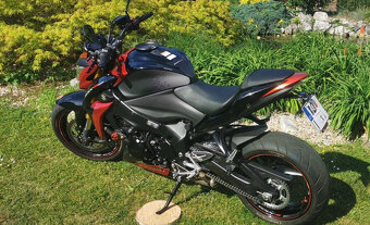 SUZUKI GSX-S1000 - 8