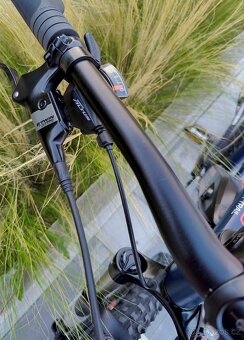 Elektrokolo Rockrider E-ST 500, stav nového - 8