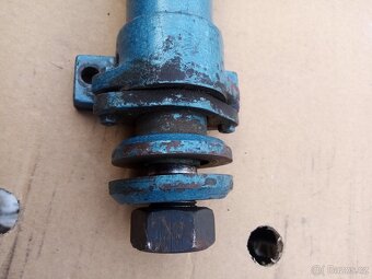 Hřídel na cirgulu, brusku... - 8