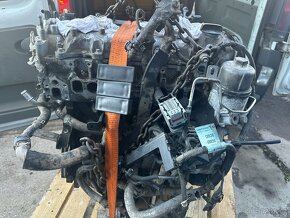Motor Chevrolet Orlando 2.0 VCDi 120kw Z20D1 kód: CYM - 8
