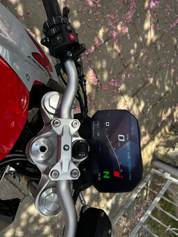 BMW F 900R - 8