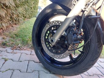 Honda CB 750 F2 - 8
