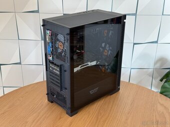 Herní PC i7-4790K / 16GB RAM / 3TB HDD + 250GB SSD / 1080Ti - 8