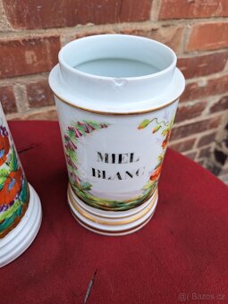 Porcelánové barokní lékárnické dózy - 8