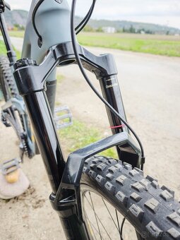 Trek Slash 9.8 GX Gen 5, Medium - 8