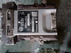 Staré jističe,stykače,relátka atd.... - 8