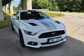 Mustang 5,0 GT - 8