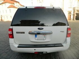 Ford EXPEDITION 10 m SUV - 8