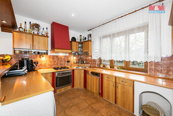 Prodej rodinný dům, 250 m², Chlumčany, ul. Svatopluka Čecha - 8
