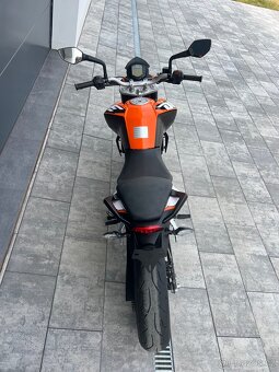 KTM 125 Duke 2012 - 8