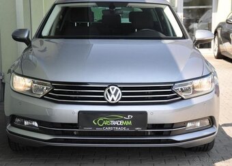 Volkswagen Passat 2.0TDi COMFORTLINE NAVI ČR 1M - 8