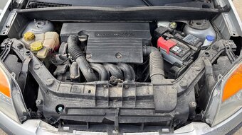 Ford Fusion 1.4i 59kW, benzín, r.v. 2008, najeto 106 085 km - 8
