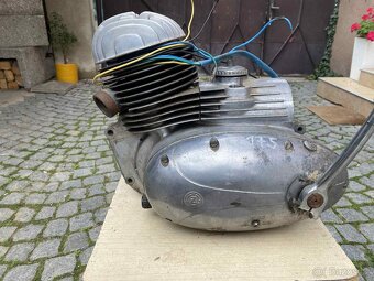 Motor Čz 125/355 - 8