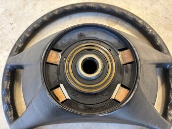 Volant mercedes w123 - 8