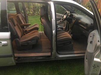 Chrysler Grand Voyager 2,8 CRD - 8