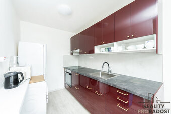 Prodej bytu 4+kk Praha 4 Háje - 8