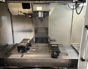 Obráběcí centrum (vertikální) LILIAN SVM 105 (5759) - 8