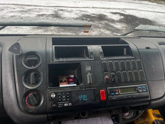 Mercedes Atego nosič kontejneru - 8