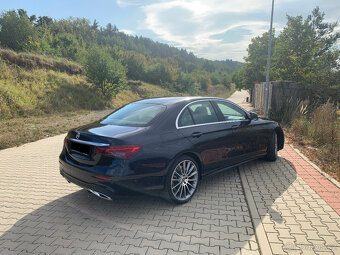 Dveře - Mercedes Benz E rok 2022 - 8