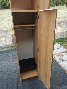 Šatní skříň - 8