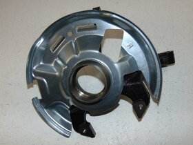 Mazda 323 BF chladič a náboj kola - 8