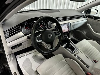 Volkswagen Passat 2.0TSI 140kW Elegance ČR 1Maj. - 8