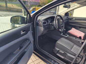 Ford Focus 2 1.6 benzin - 8