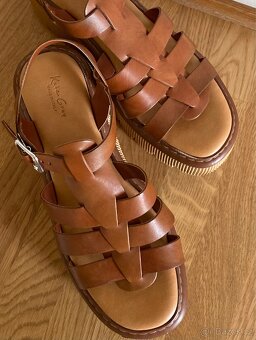 Dámské kožené sandálky na platformě Kate Gray vel.41 - 8