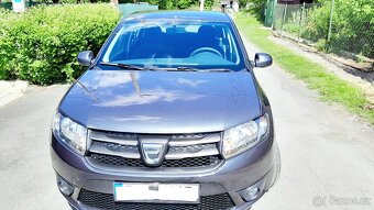 Málo jetá velice zachovalá Dacia Sandero 16V-motor 4 válec. - 8