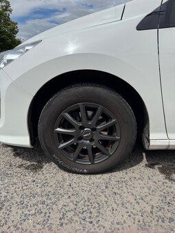 Peugeot 308 - 8