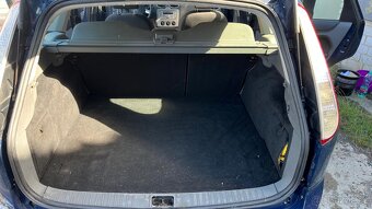 Prodej auto Ford Focus - 8