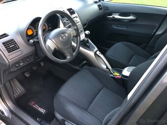Toyota Auris 1,6 VVT-i 91 KW Sol Plný servis - 8