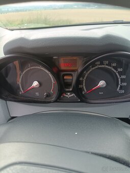 Ford Fiesta 1.25 rok 2009 nájezd 88tis - 8