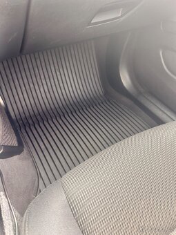 BMW 520d, 135 kW, r. v. 2013, manuál, Euro 6 - 8