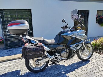 Honda xl 1000 Varadero - 8