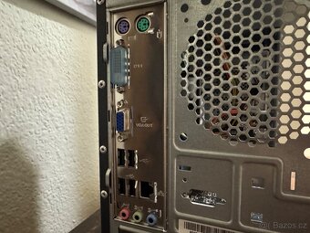 PC 41 Lenovo ThinkCentre GTX - 8