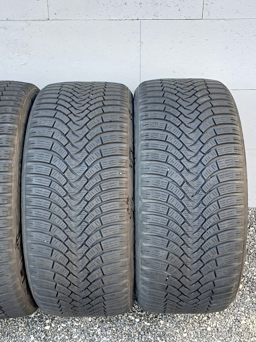 Zimní pneu Falken 275/40/20 , 245/45/20 vzorek 6,5mm - 9