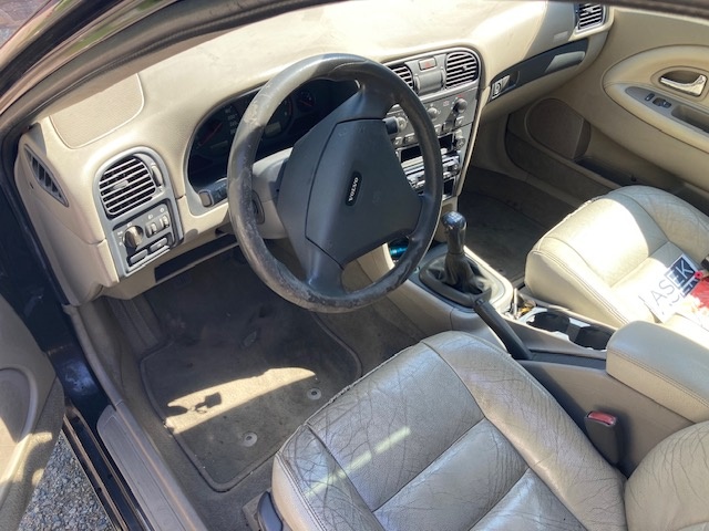 Prodám Volvo V40 - 9