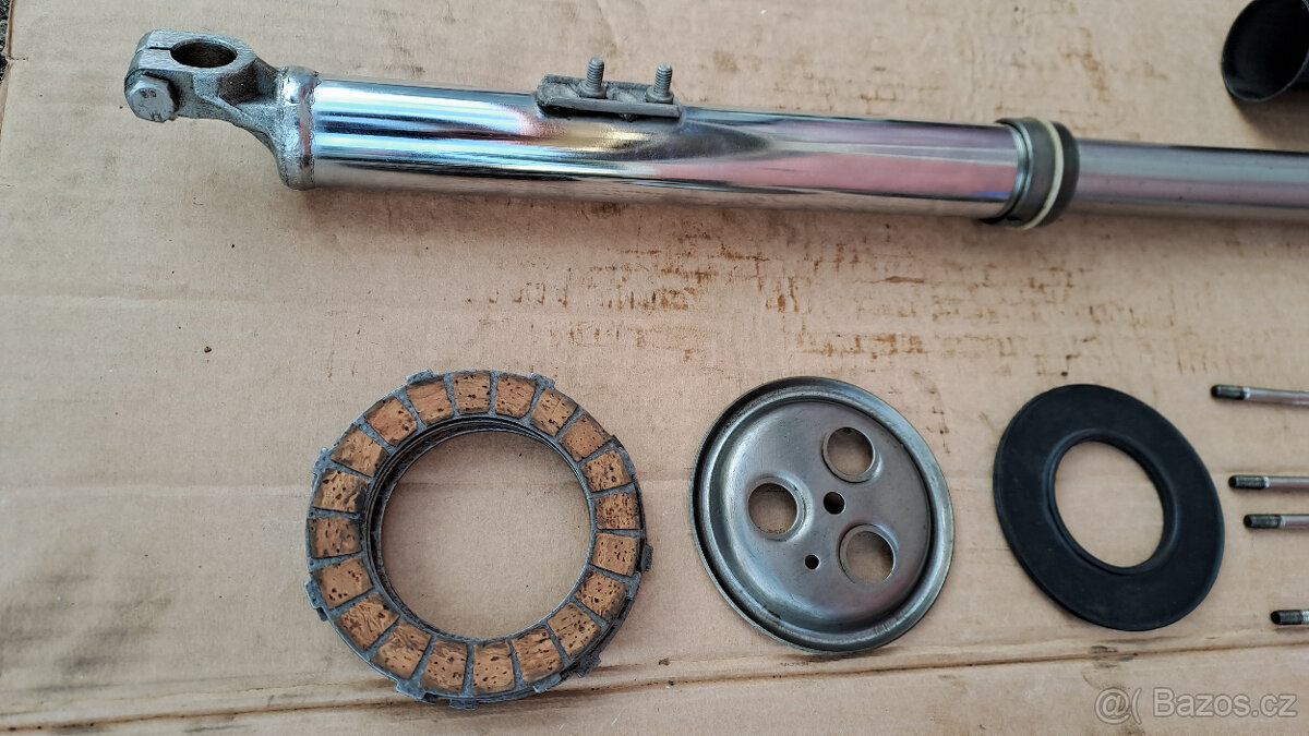 uloženkové díly Mototechna na ČZ 450/455 - 477/487 - 9