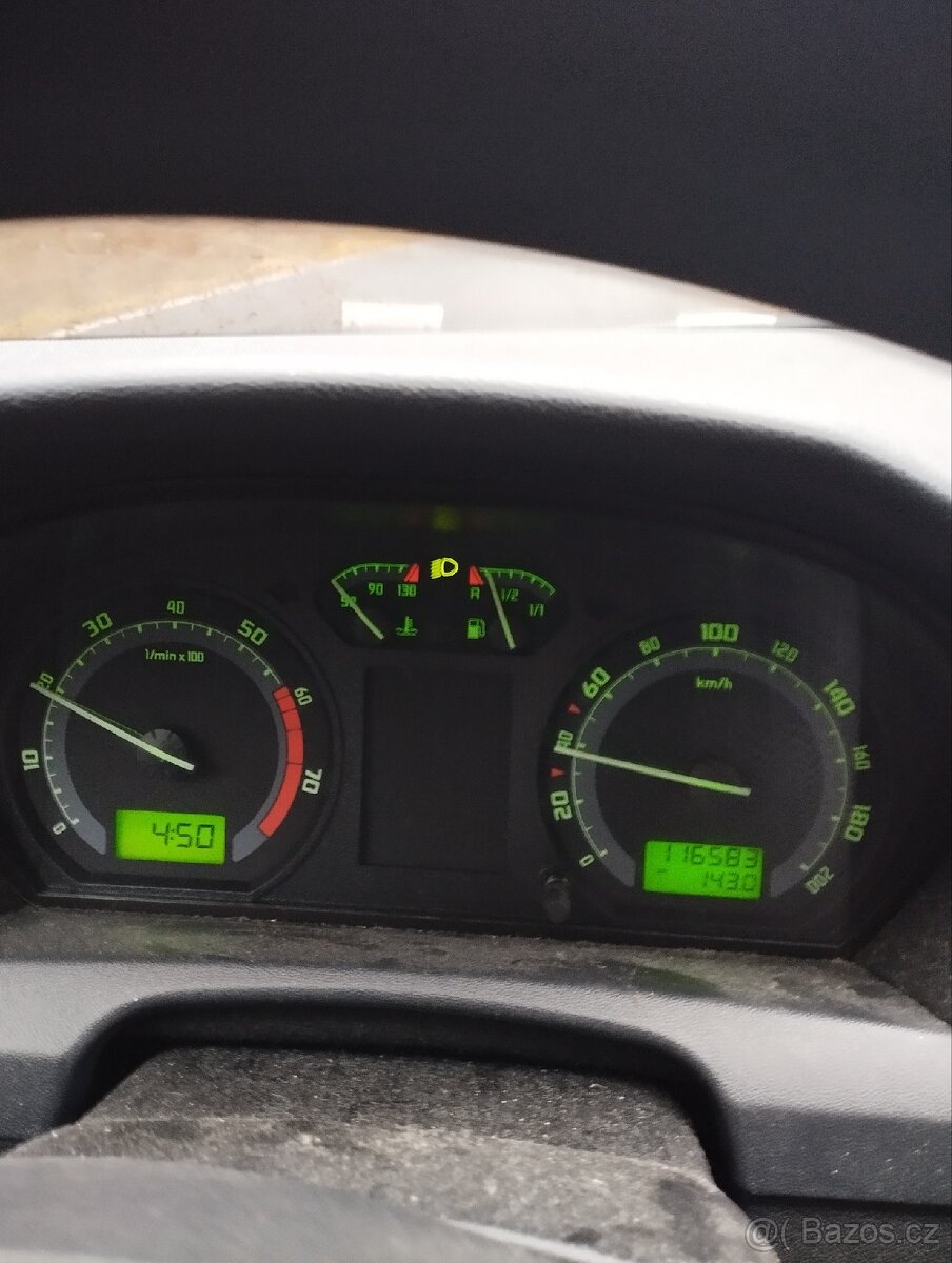 Škoda Fabia 1.2 HTP combi - 9